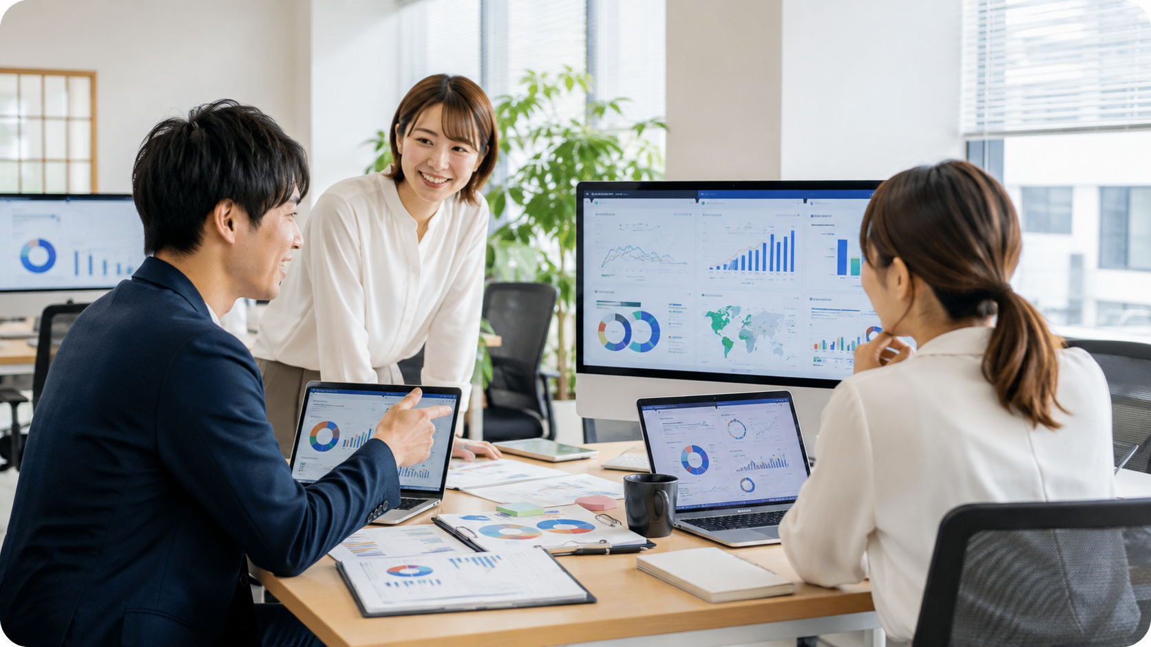 Web広告・マーケティング事業のデータ分析イメージ